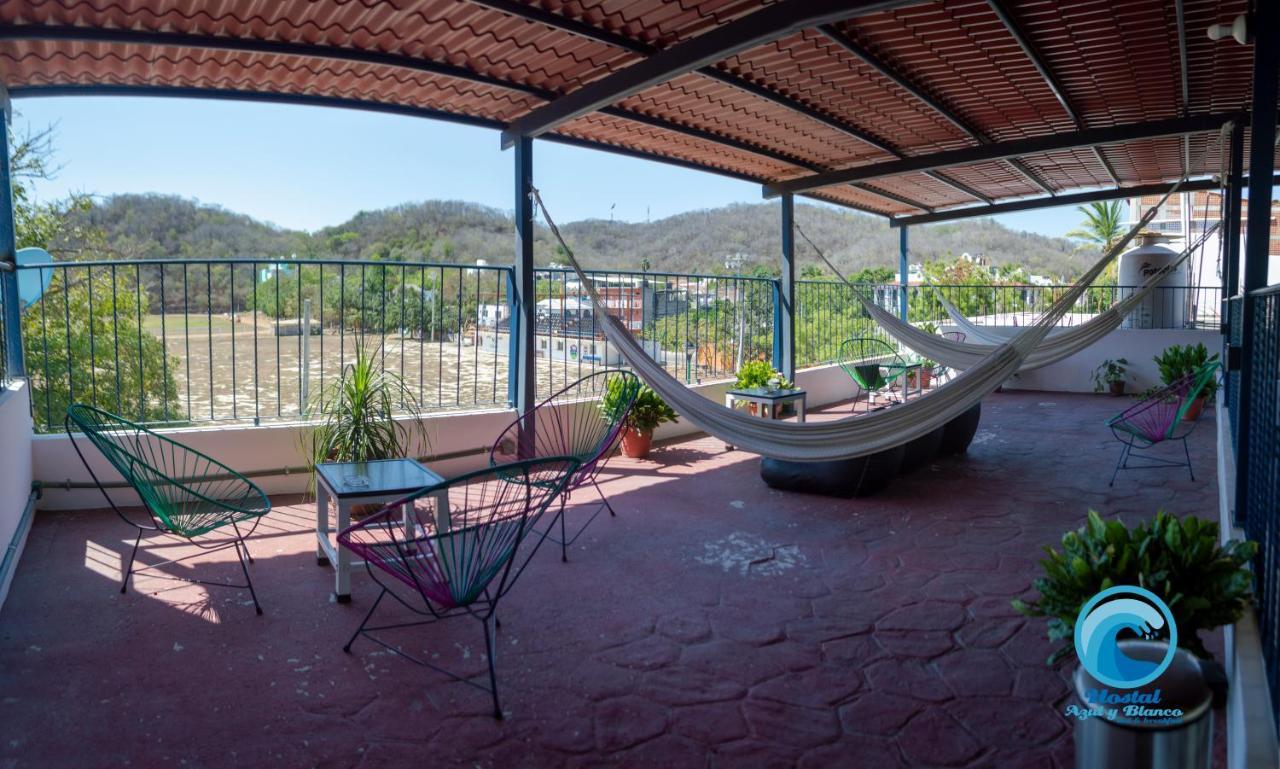 Hostal Azul Y Blanco Santa Cruz Huatulco Dış mekan fotoğraf