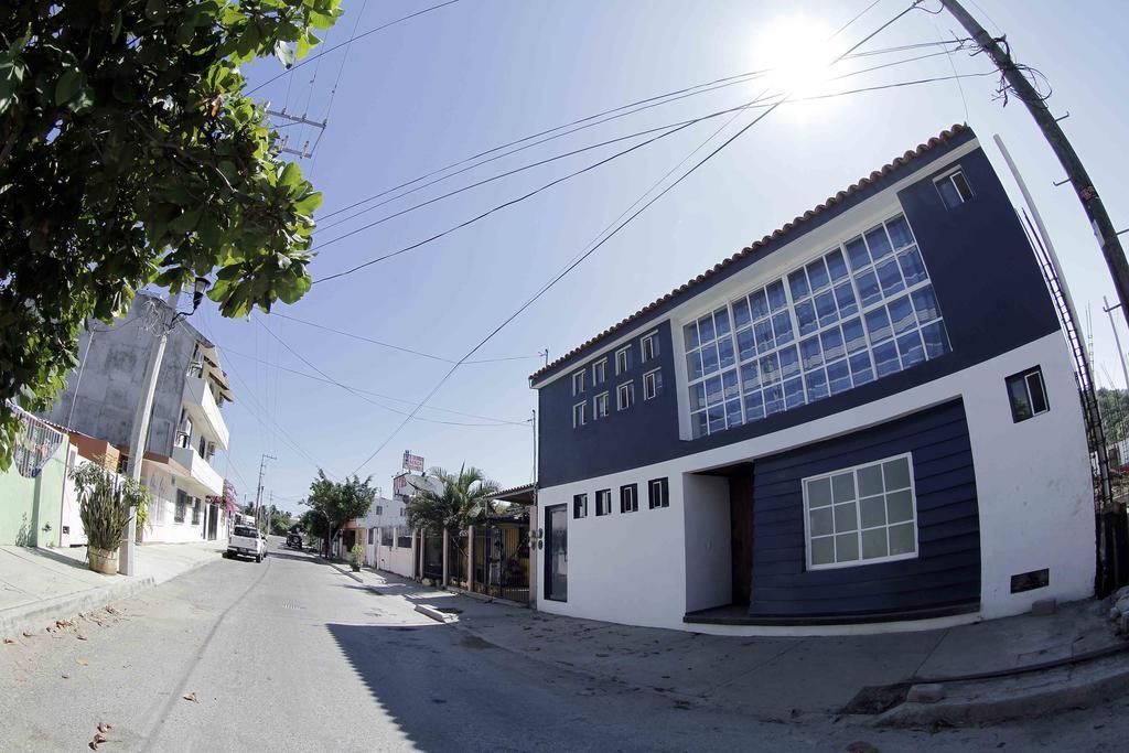 Hostal Azul Y Blanco Santa Cruz Huatulco Dış mekan fotoğraf