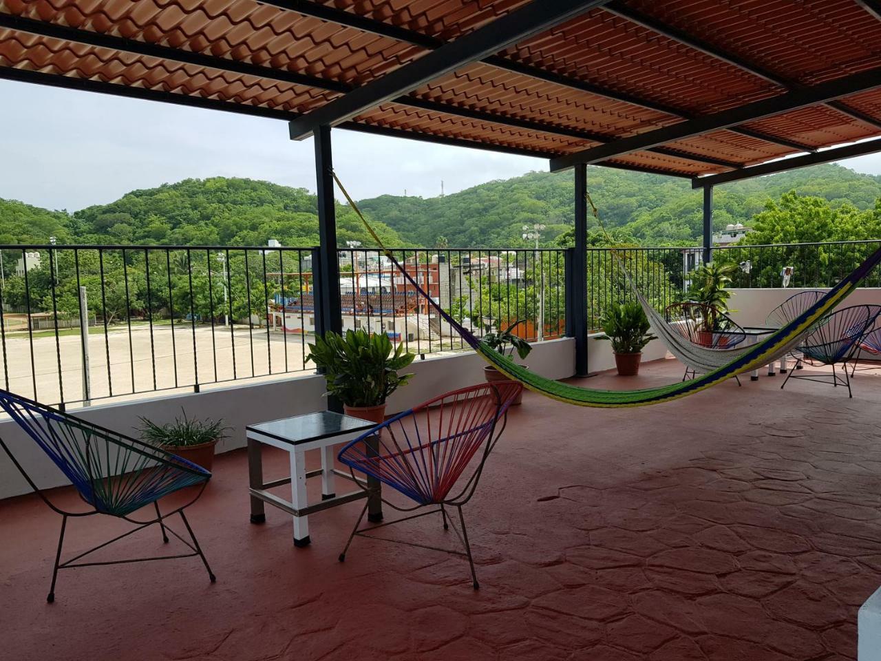 Hostal Azul Y Blanco Santa Cruz Huatulco Dış mekan fotoğraf